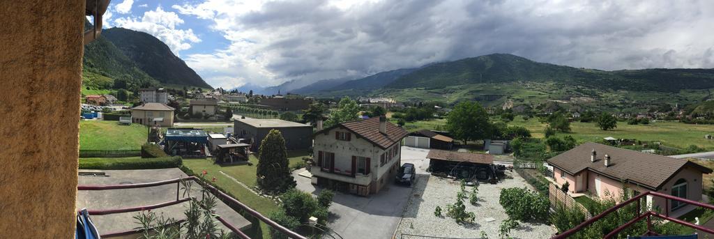 Le Central - Chambres D'Hote Grone Екстер'єр фото