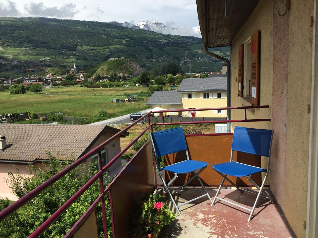 Le Central - Chambres D'Hote Grone Екстер'єр фото